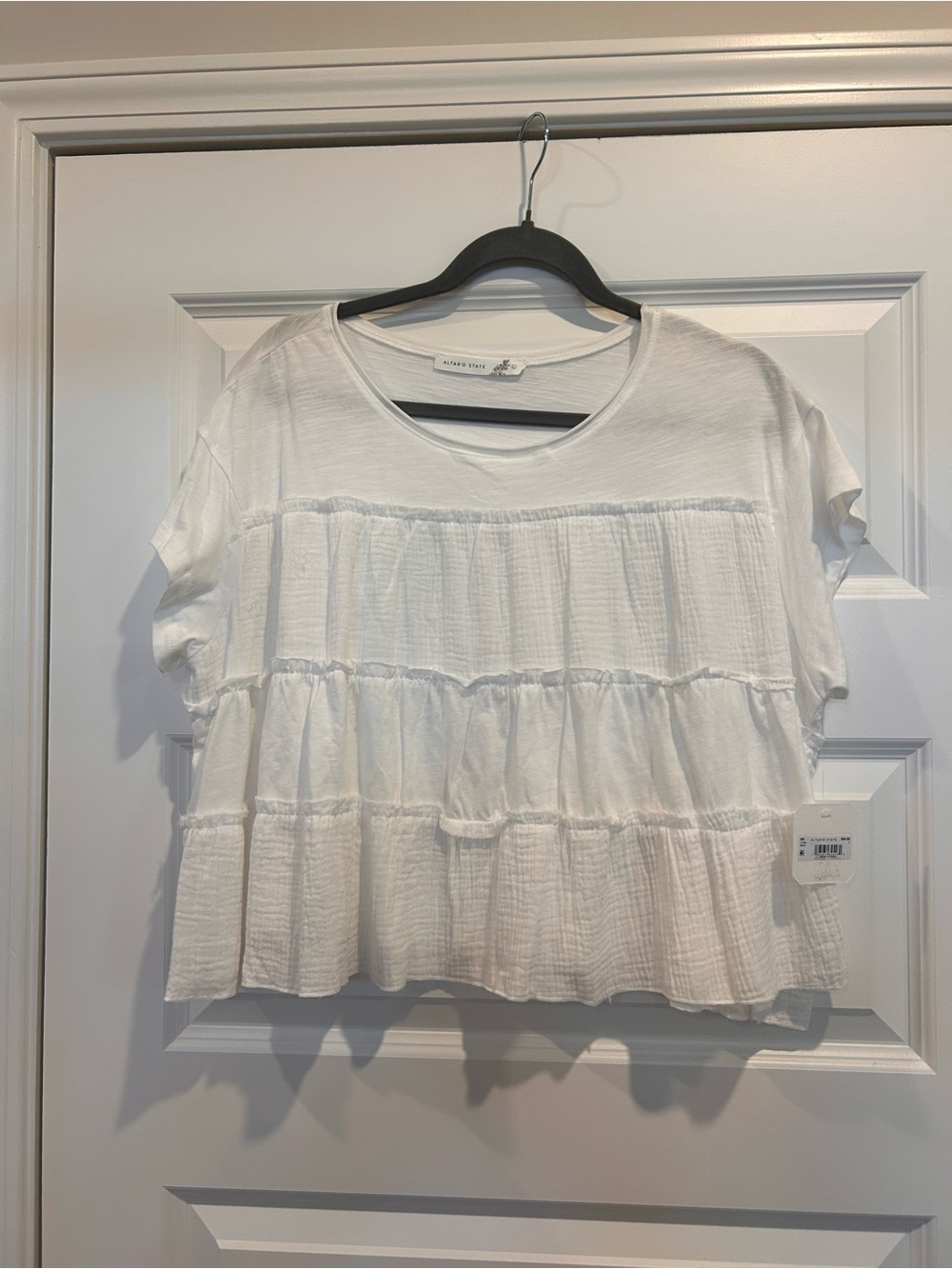 Altar’d State BNWT White Cotton Tiered Short-Sleeve Crop Top Size L
